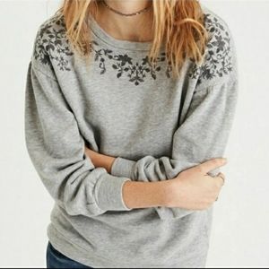 American Eagle sweater